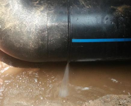 南票楼顶渗水维修公司为大家分享下南票卫生间漏水维修修补技术!